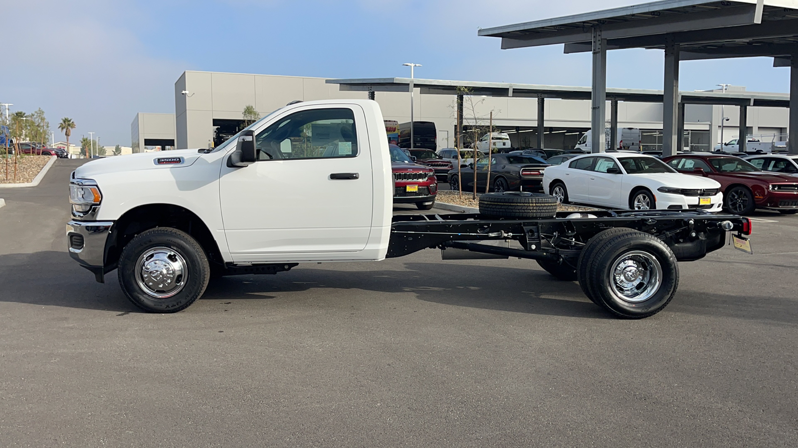 2024 Ram 3500 Chassis Cab Tradesman 2