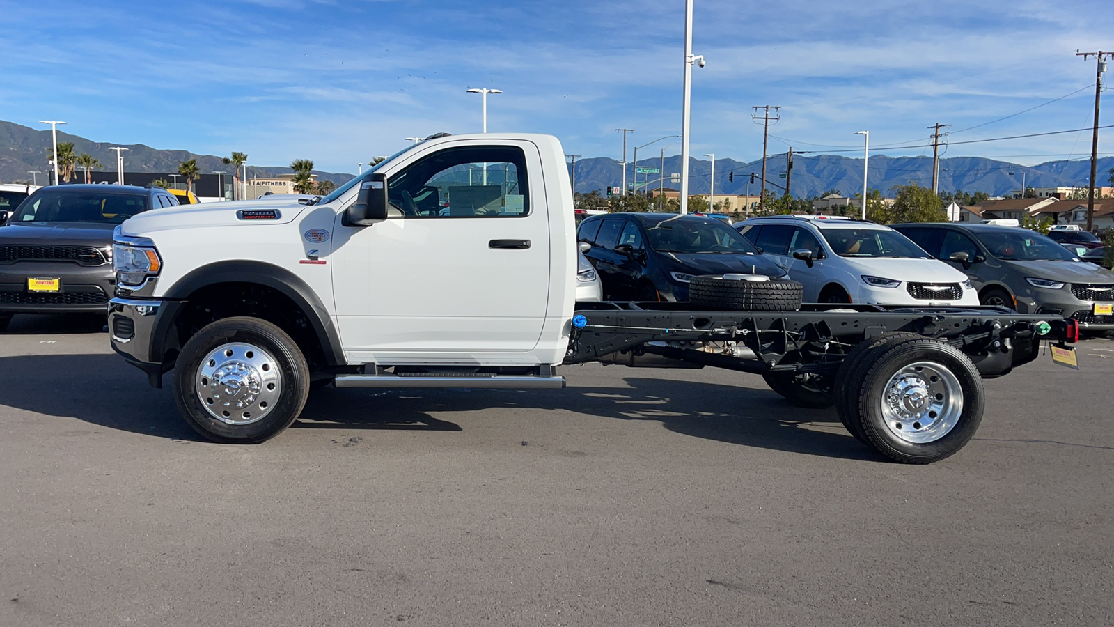 2024 Ram 5500 Chassis Cab Tradesman 2