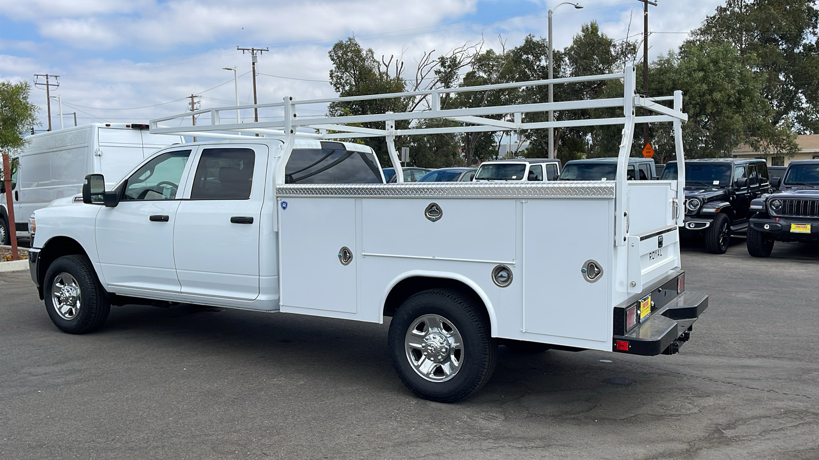 2024 Ram 3500 Chassis Cab Tradesman 3