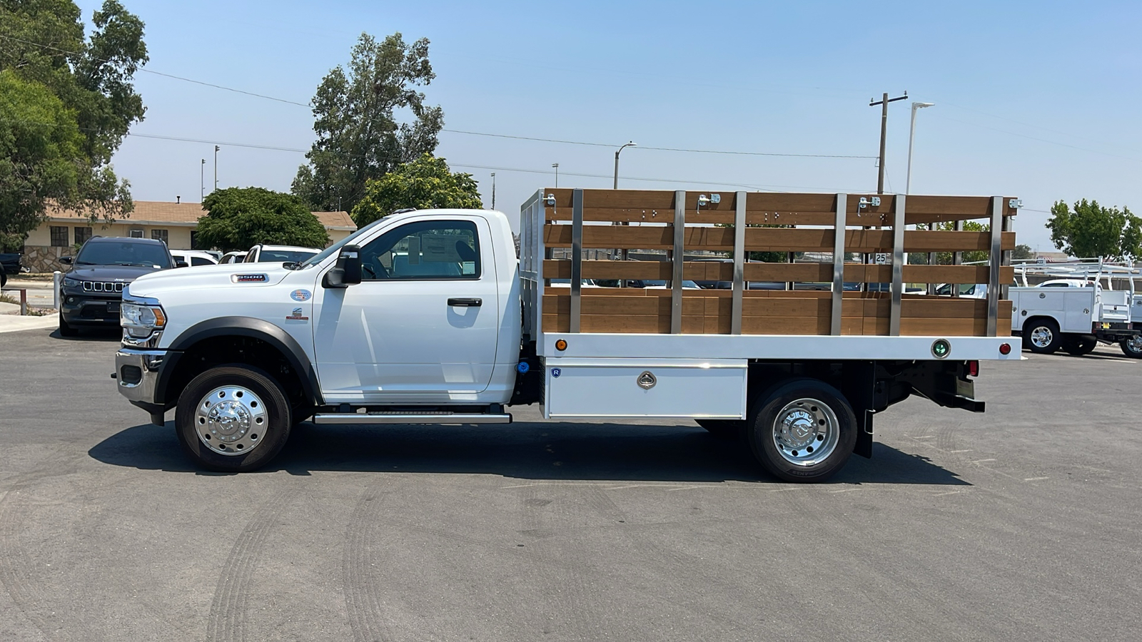 2024 Ram 5500 Chassis Cab Tradesman 2