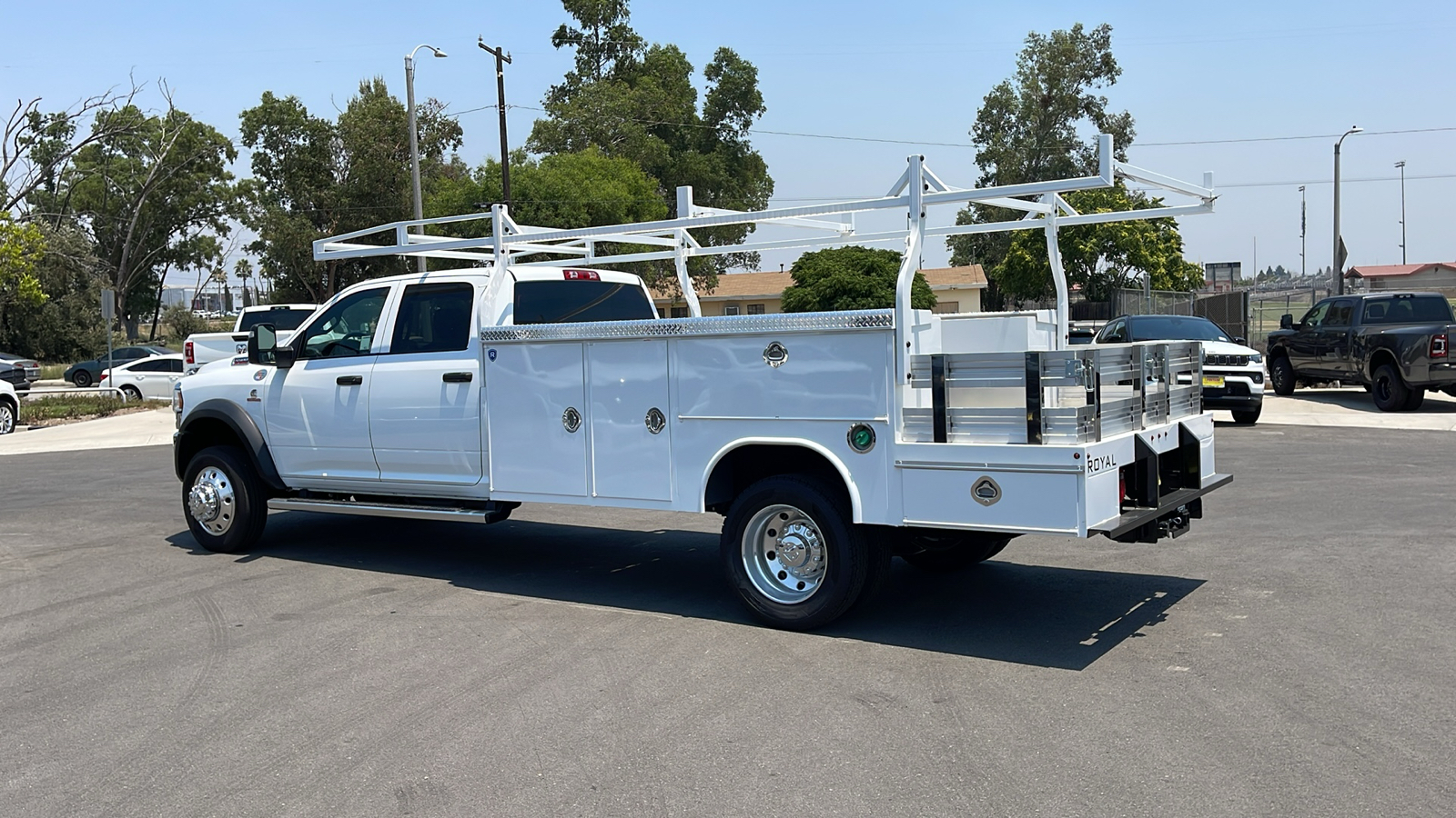 2024 Ram 5500 Chassis Cab Tradesman 3