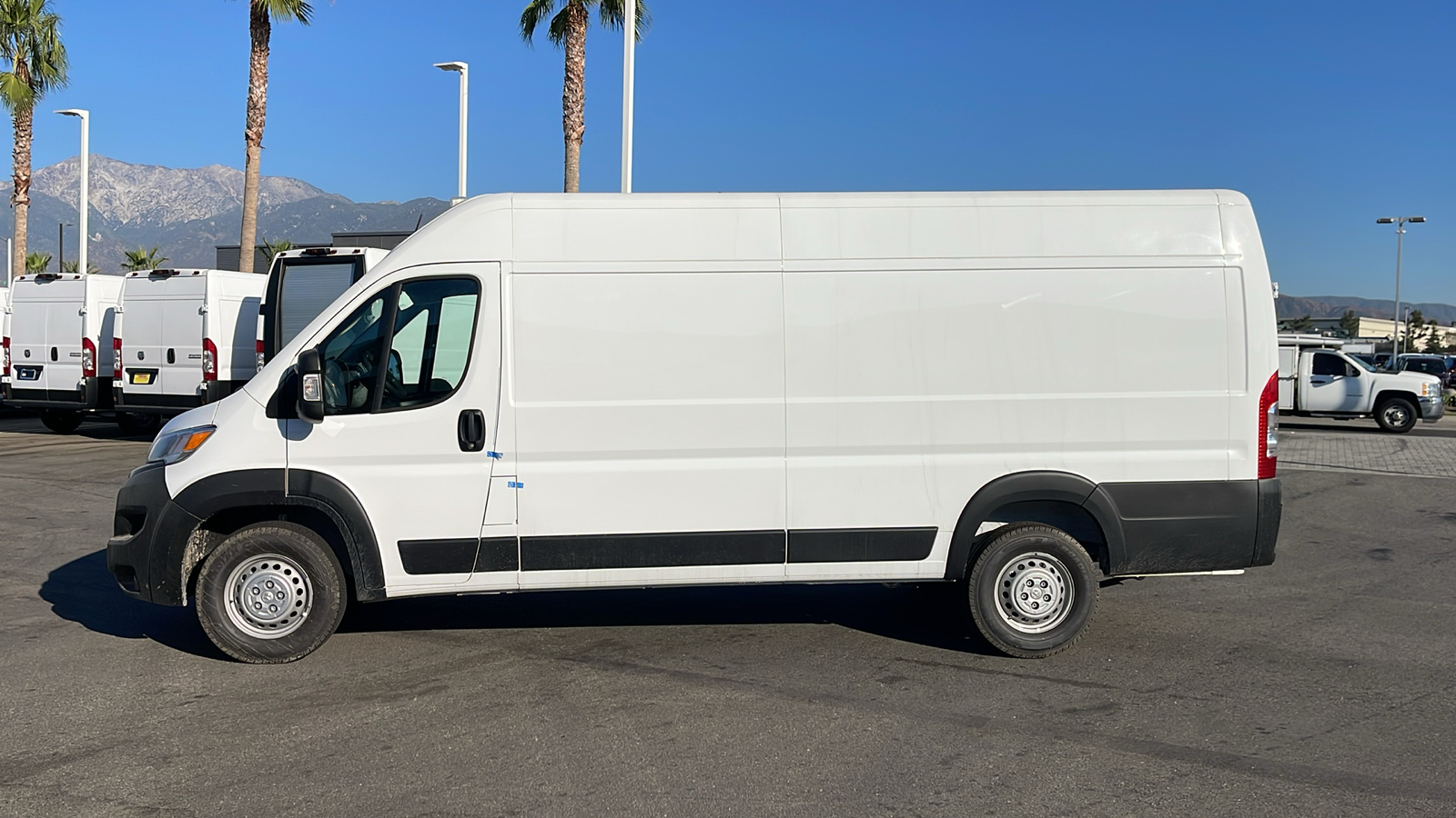 2024 Ram ProMaster Cargo Van Tradesman 2