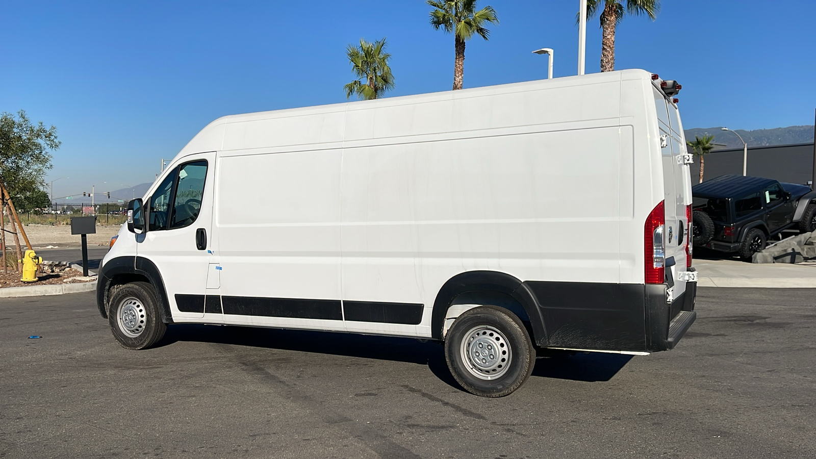 2024 Ram ProMaster Cargo Van Tradesman 3