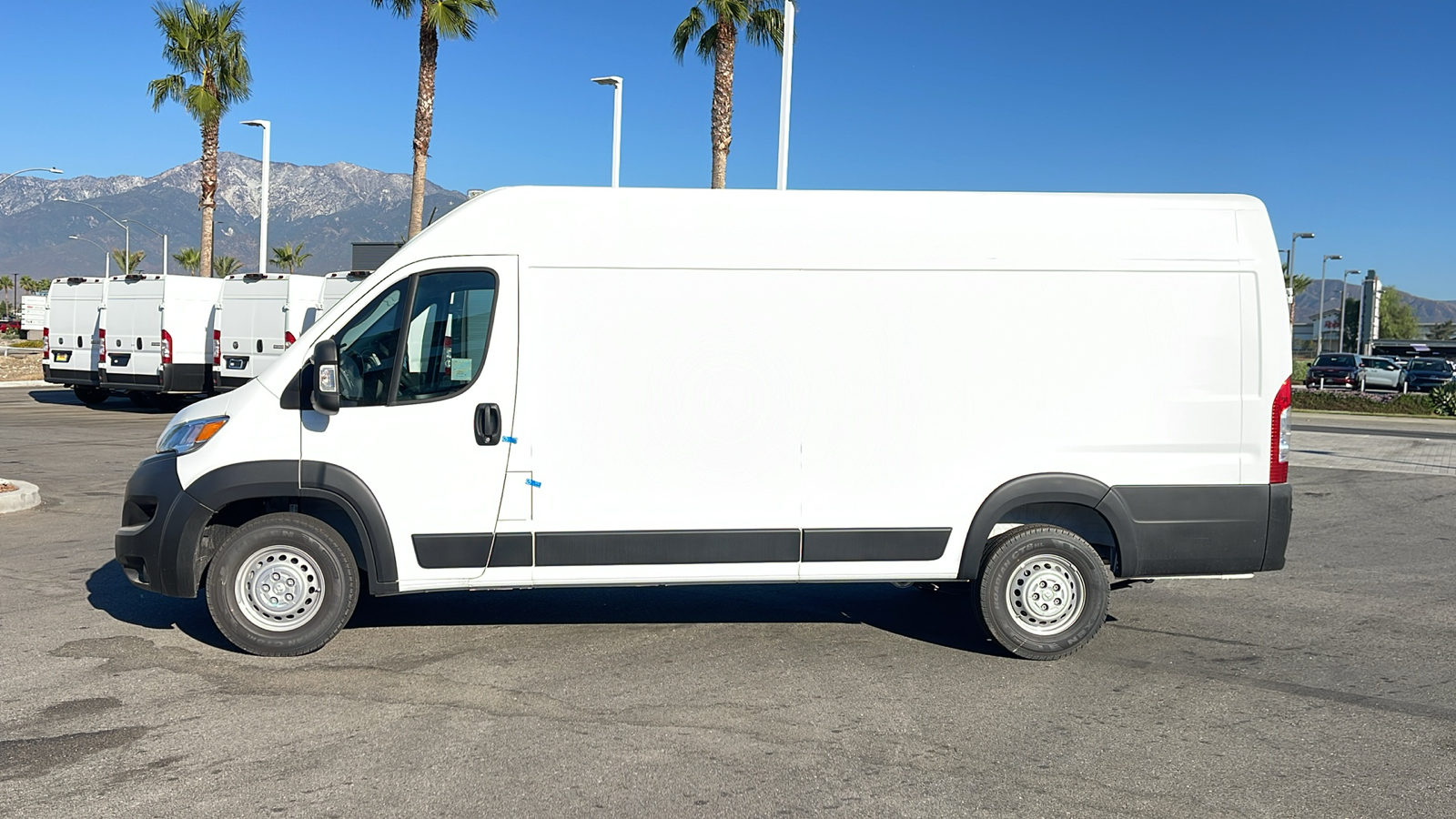 2024 Ram ProMaster Cargo Van Tradesman 2