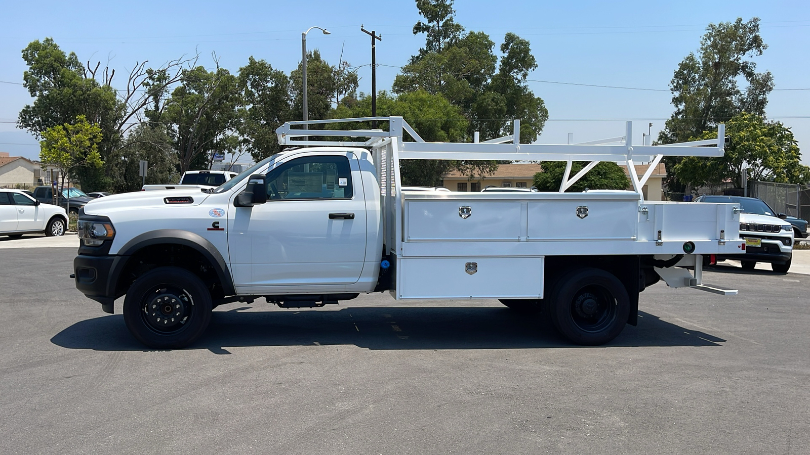 2024 Ram 4500 Chassis Cab Tradesman 2