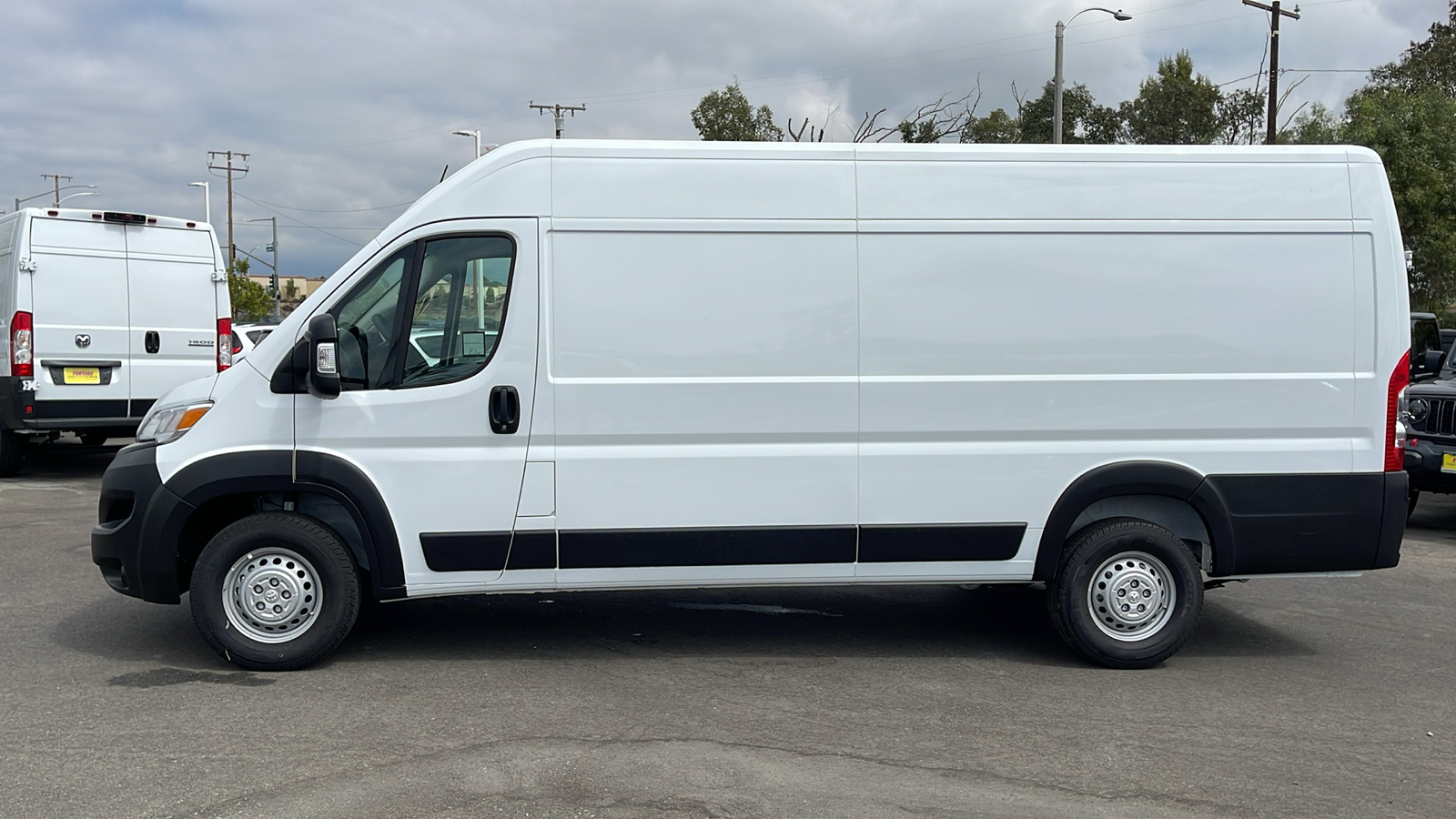 2024 Ram ProMaster Cargo Van Tradesman 2