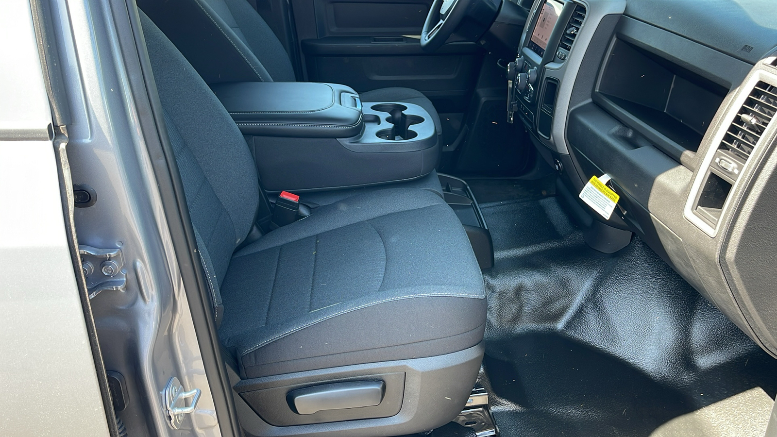 2024 Ram 1500 Classic Tradesman 25