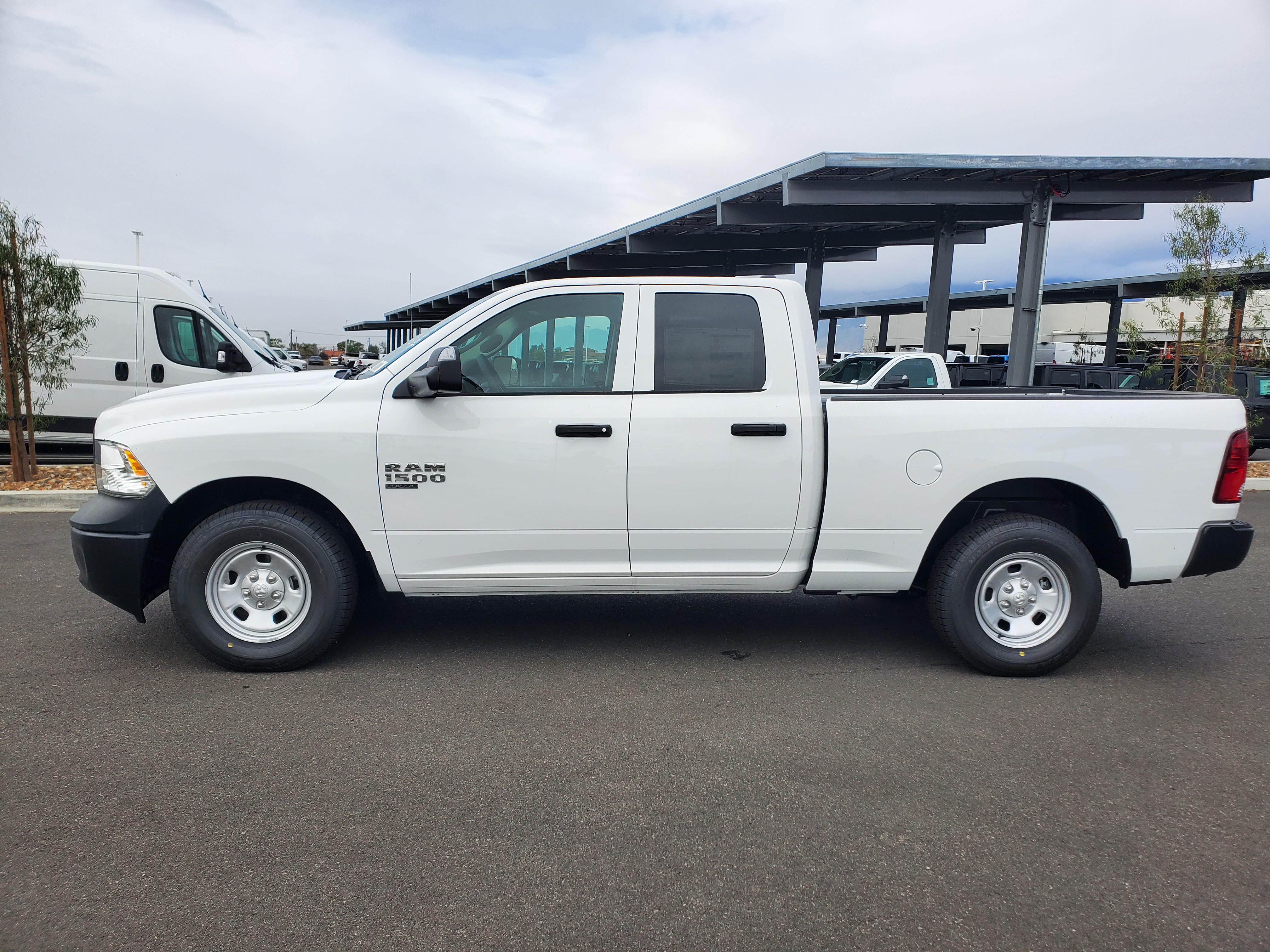 2024 Ram 1500 Classic Tradesman 2