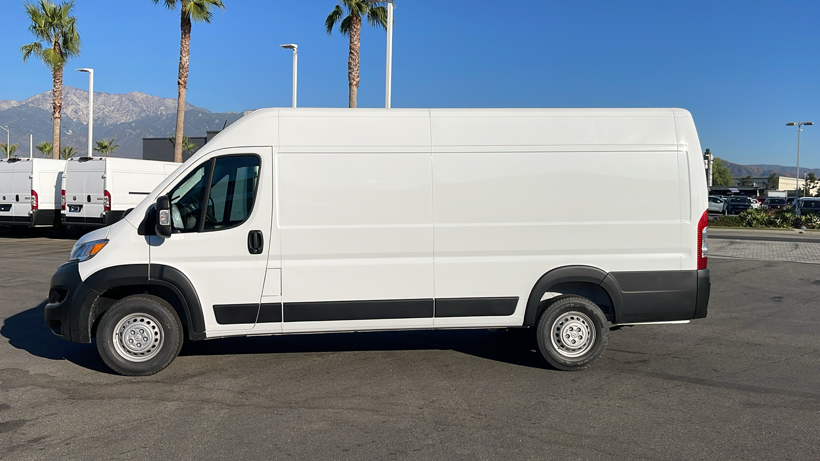 2024 Ram ProMaster Cargo Van Tradesman 2