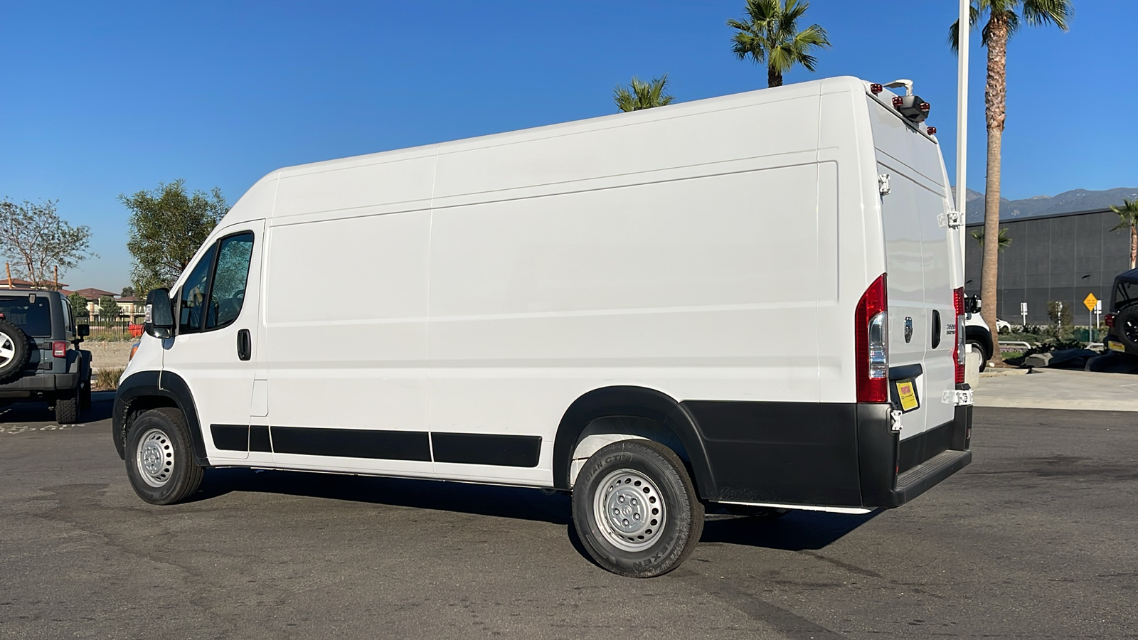 2024 Ram ProMaster Cargo Van Tradesman 3