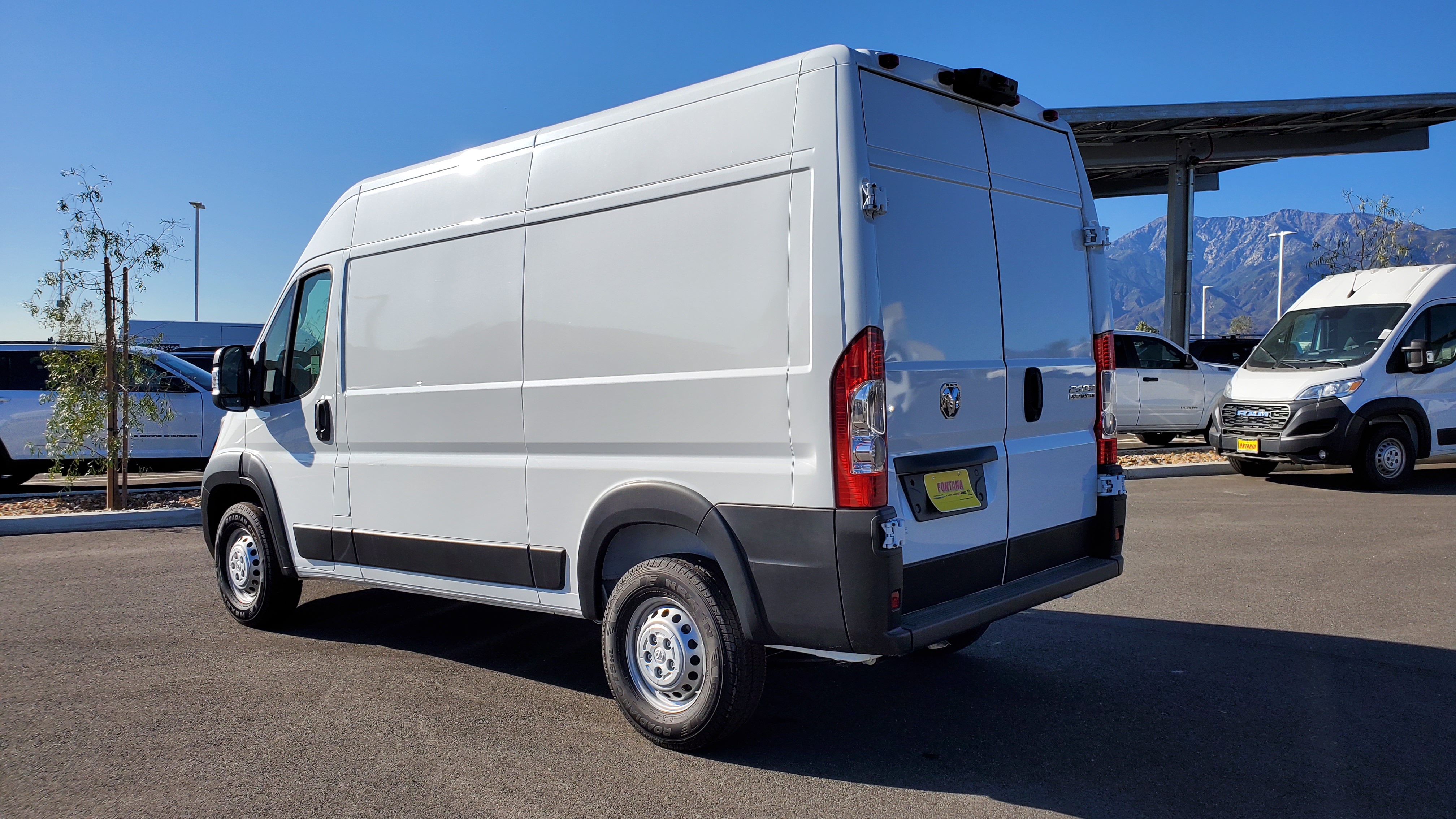 2024 Ram ProMaster Cargo Van Tradesman 3