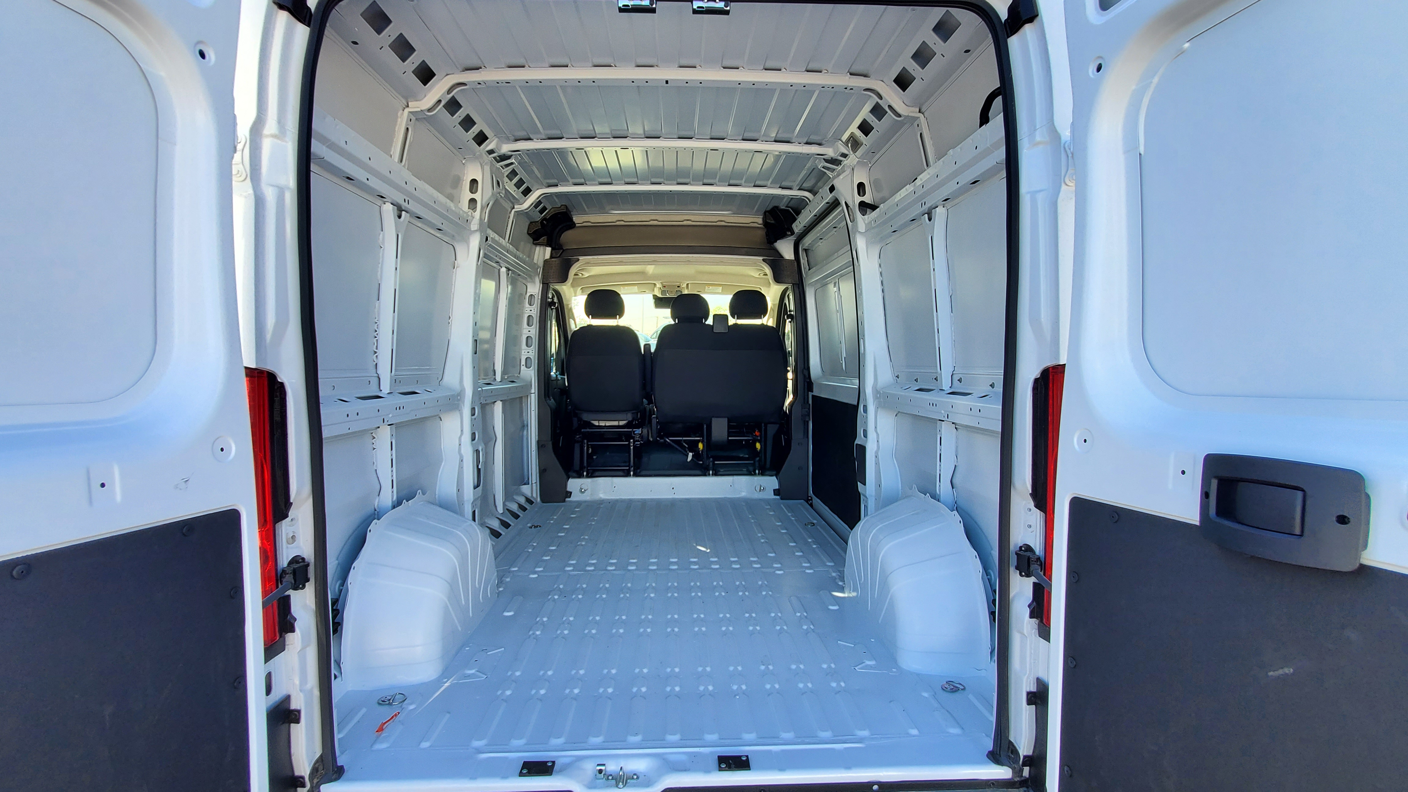 2024 Ram ProMaster Cargo Van Tradesman 22