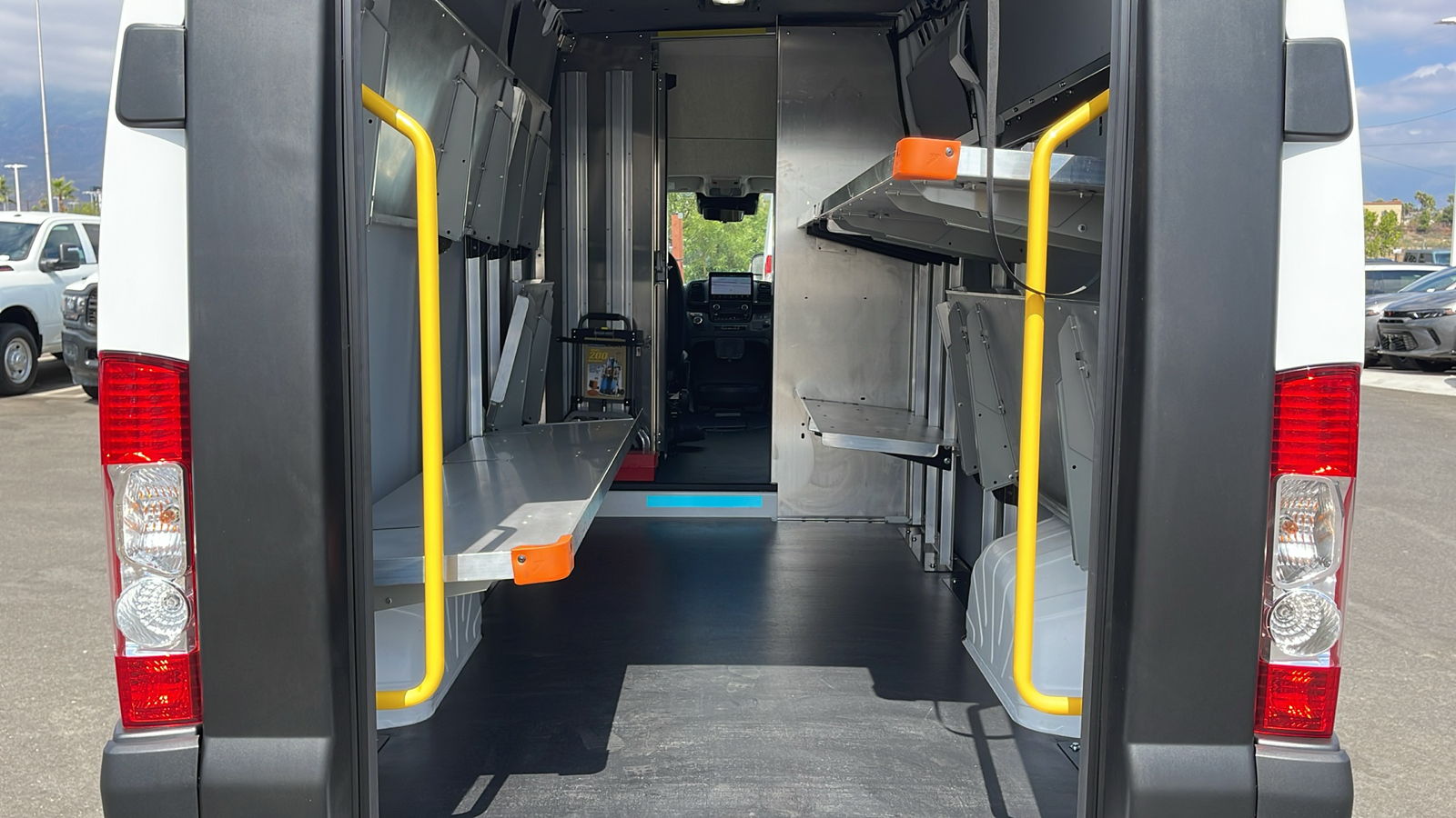 2024 Ram ProMaster Delivery Van BEV  27