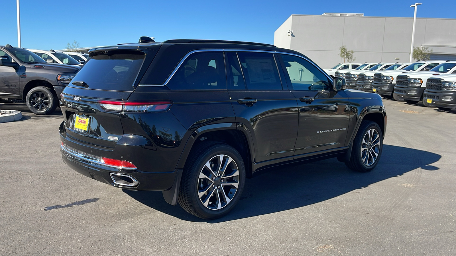 2025 Jeep Grand Cherokee Overland 5