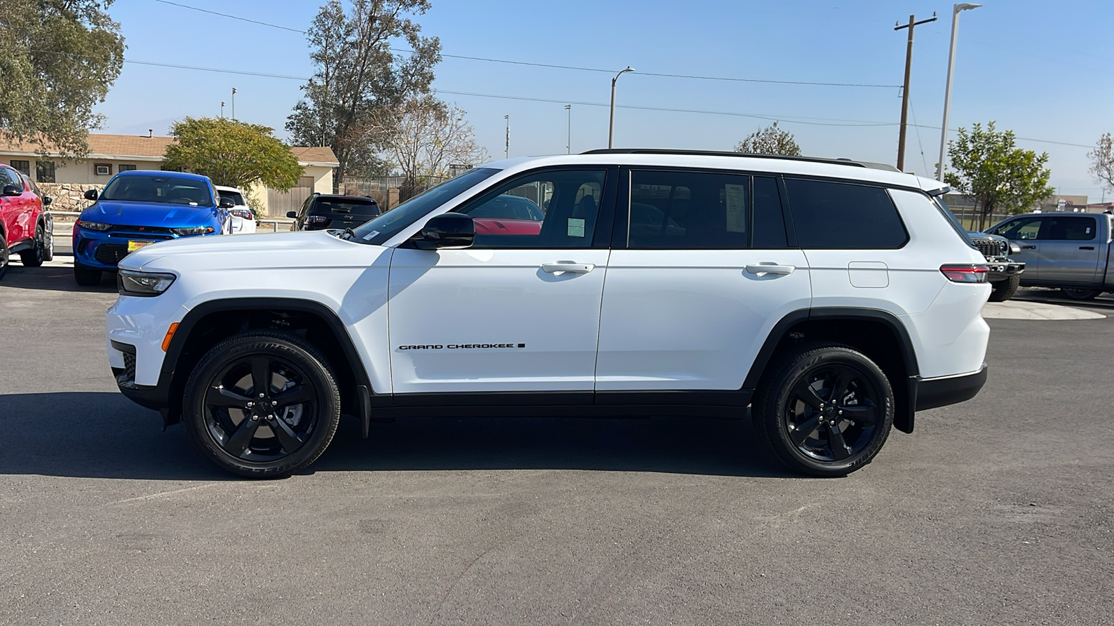 2025 Jeep Grand Cherokee L Altitude X 2