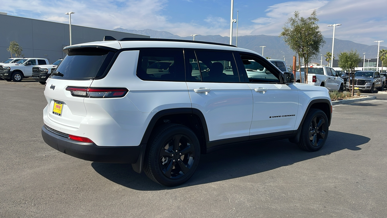 2025 Jeep Grand Cherokee L Altitude X 5