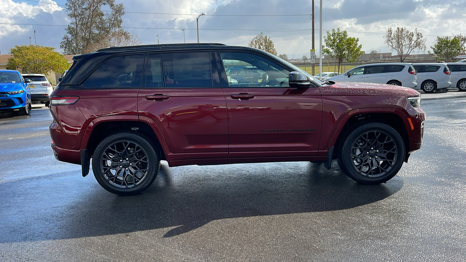 2025 Jeep Grand Cherokee Summit 6