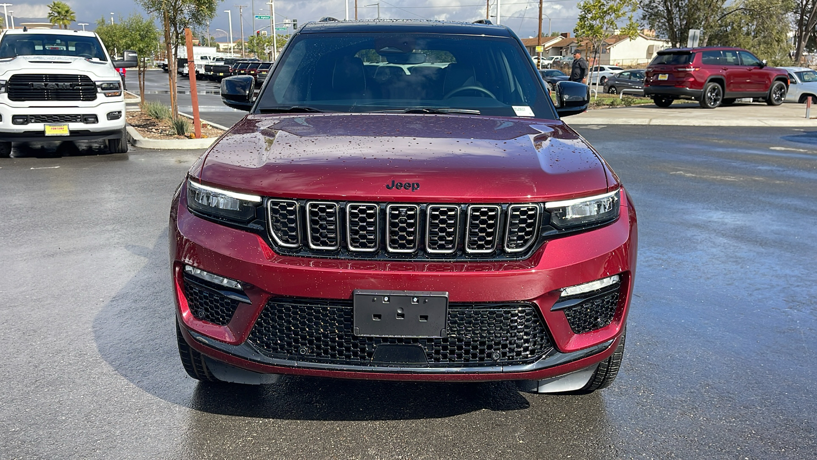 2025 Jeep Grand Cherokee Summit 8