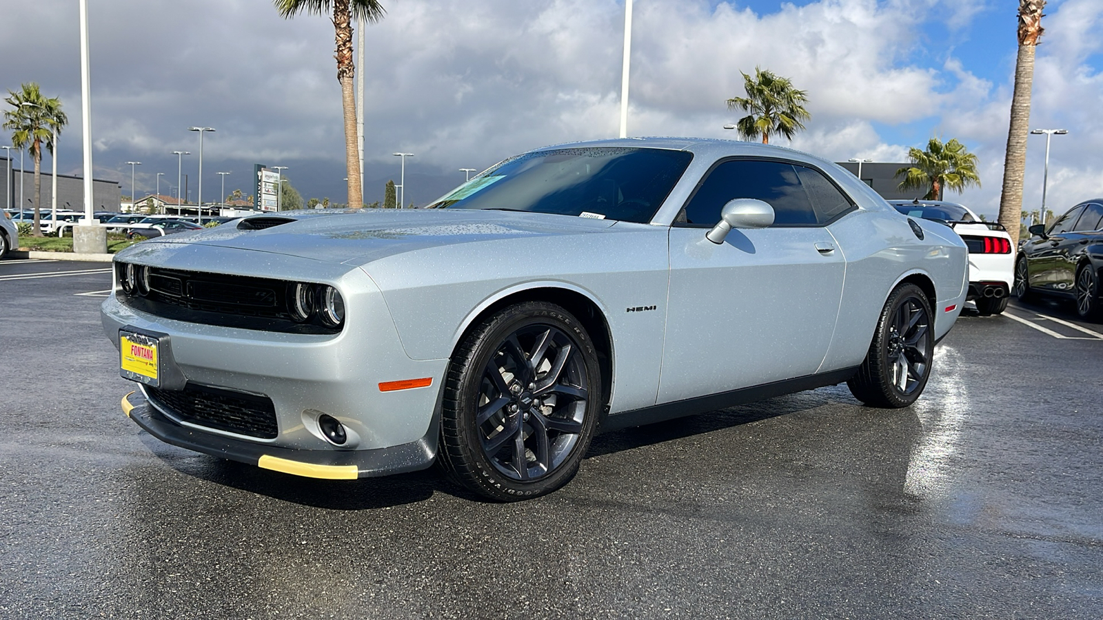 2022 Dodge Challenger R/T 1