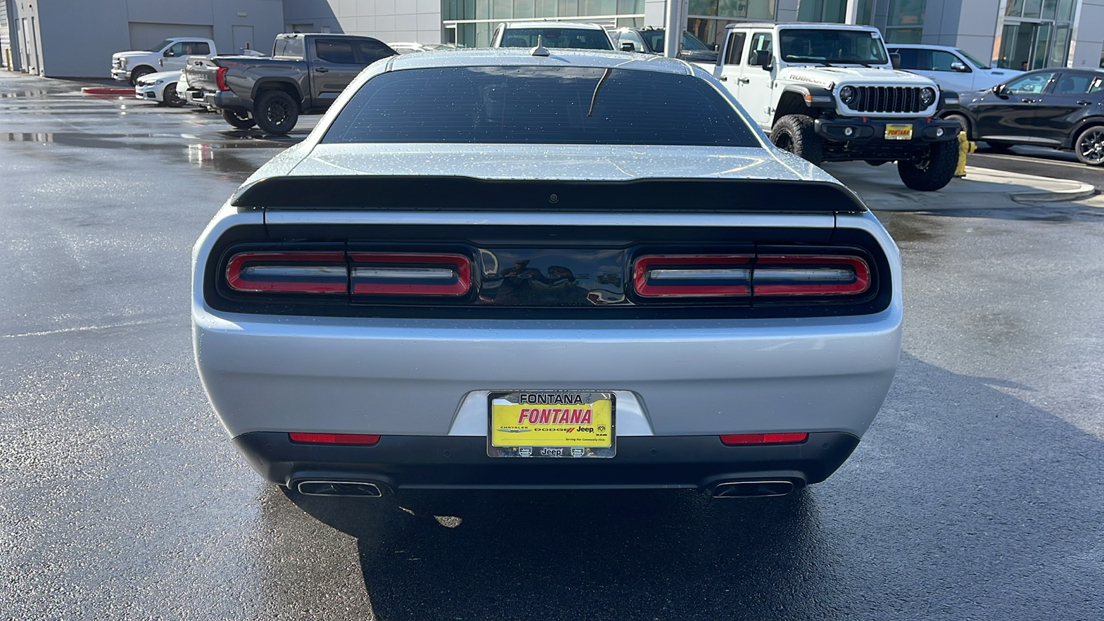 2022 Dodge Challenger R/T 4