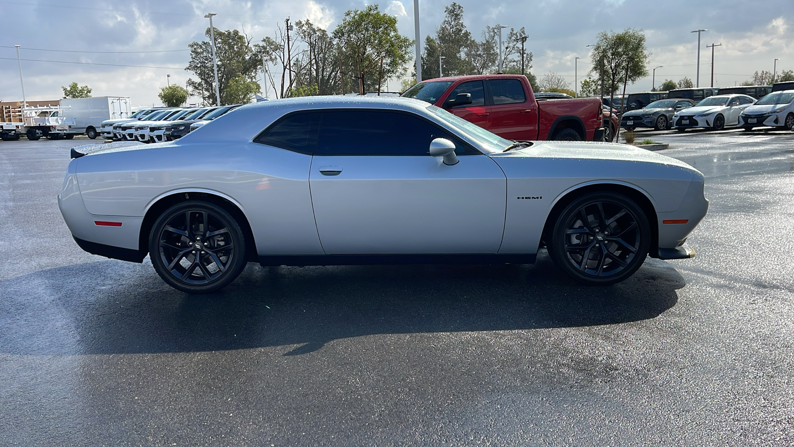 2022 Dodge Challenger R/T 6