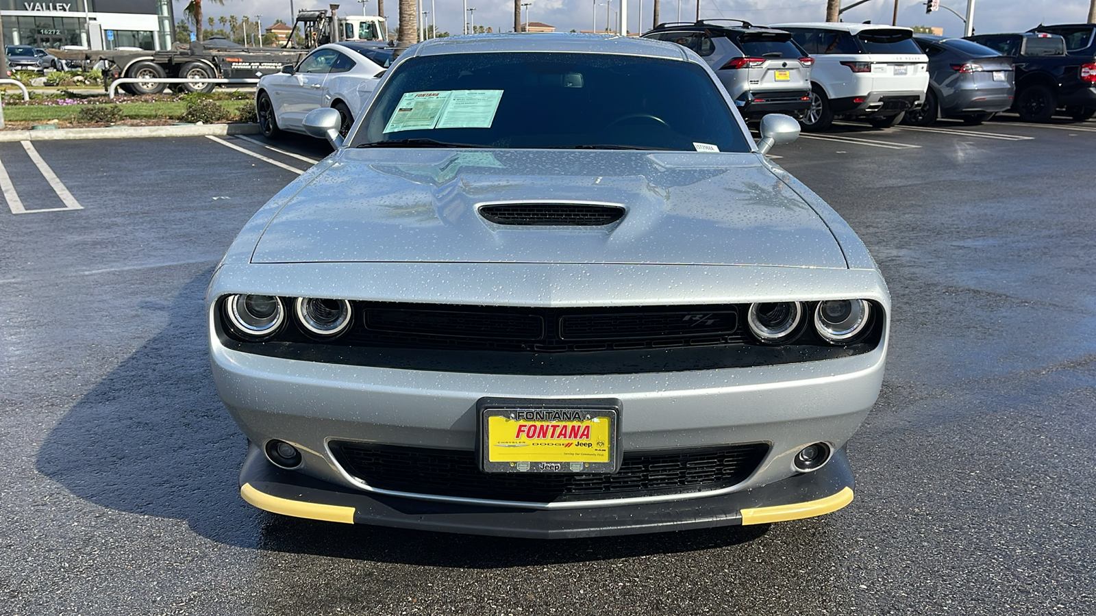 2022 Dodge Challenger R/T 8