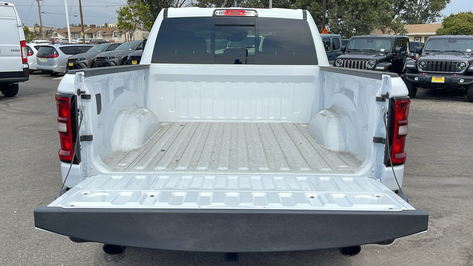 2025 Ram 1500 Tradesman 25