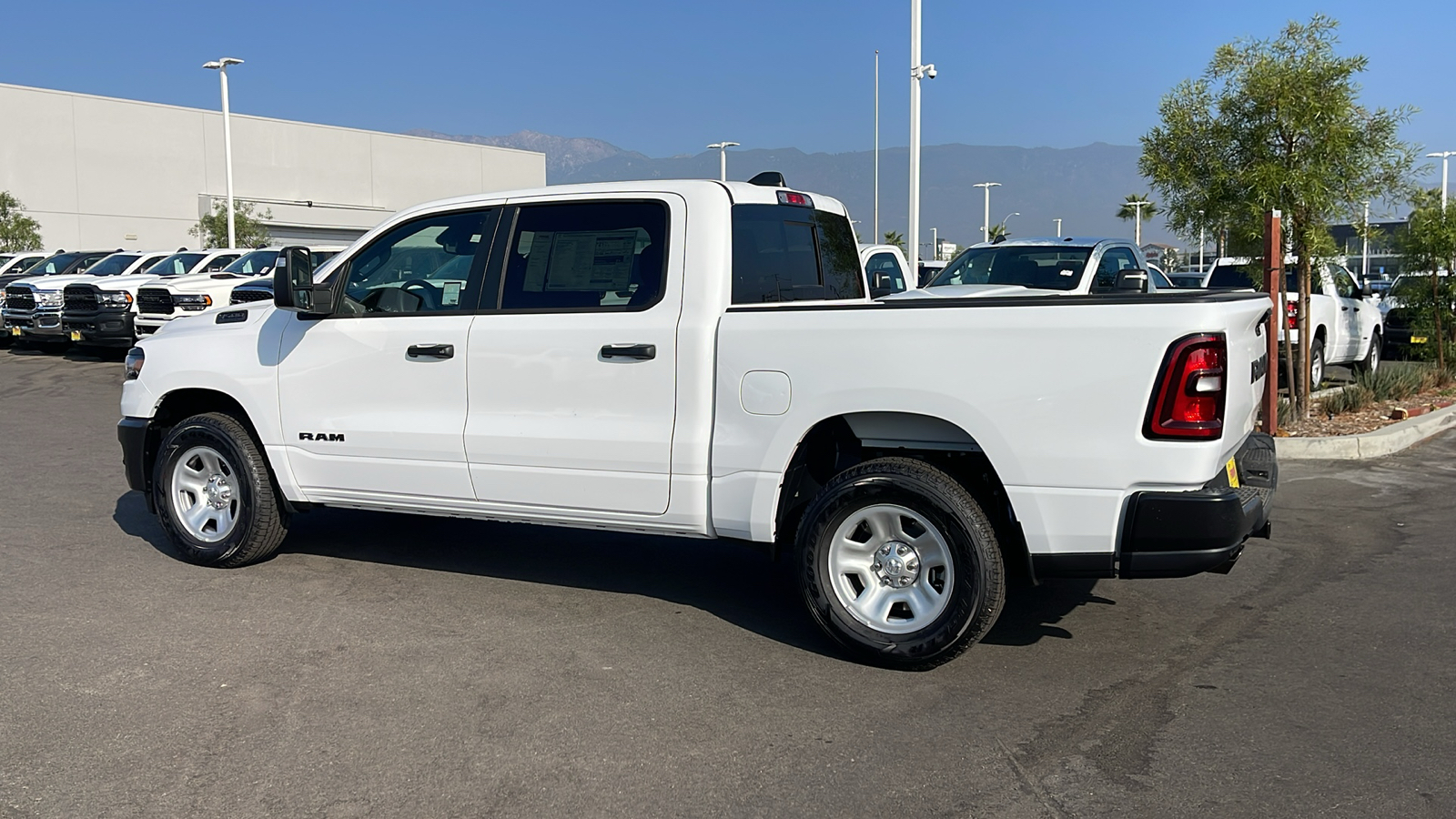 2025 Ram 1500 Tradesman 3