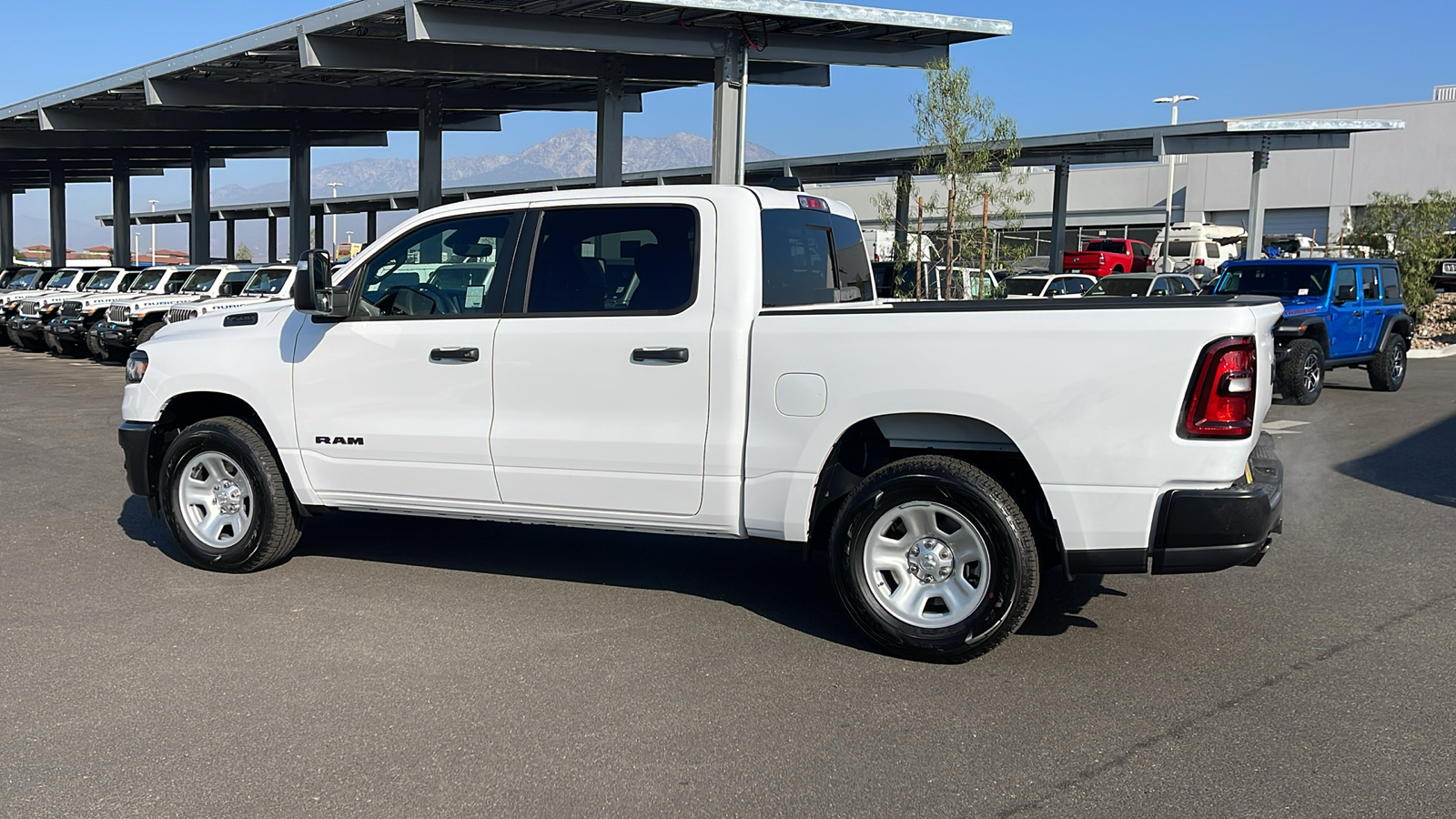 2025 Ram 1500 Tradesman 3