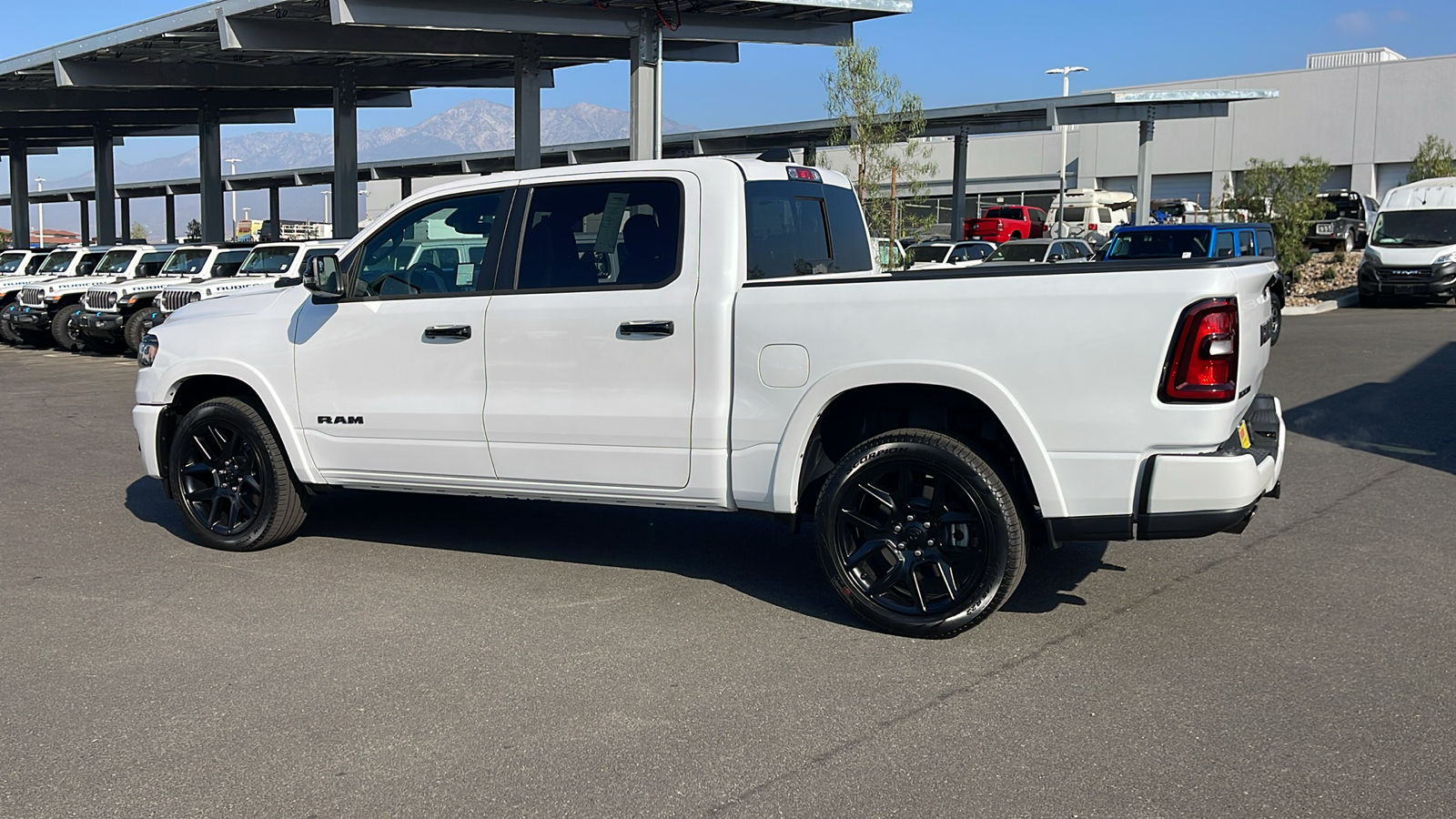 2025 Ram 1500 Laramie 3