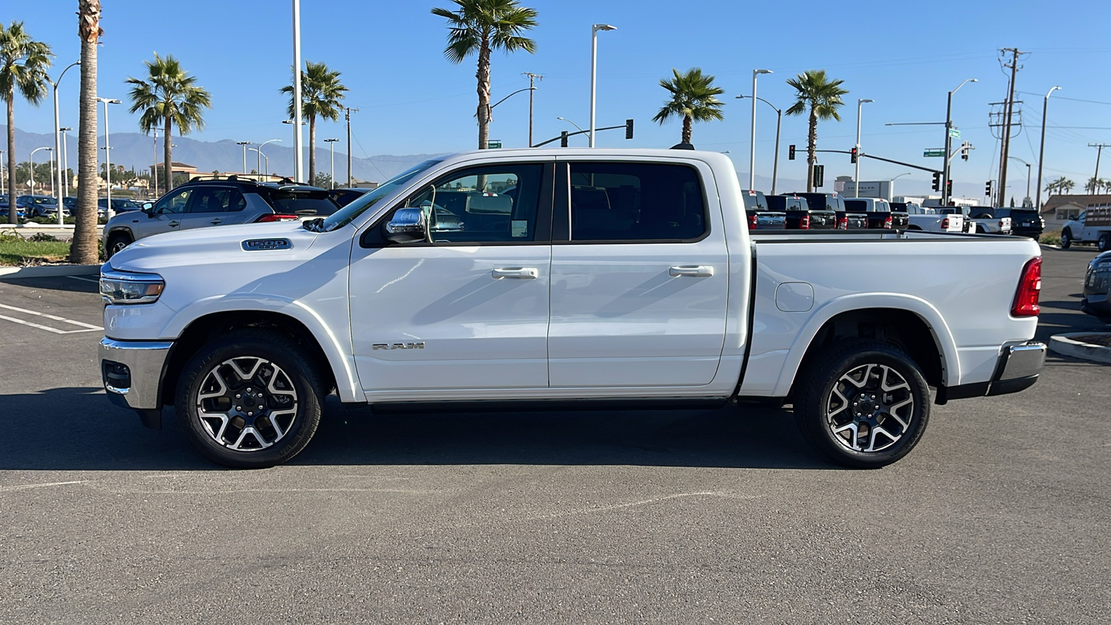 2025 Ram 1500 Laramie 2