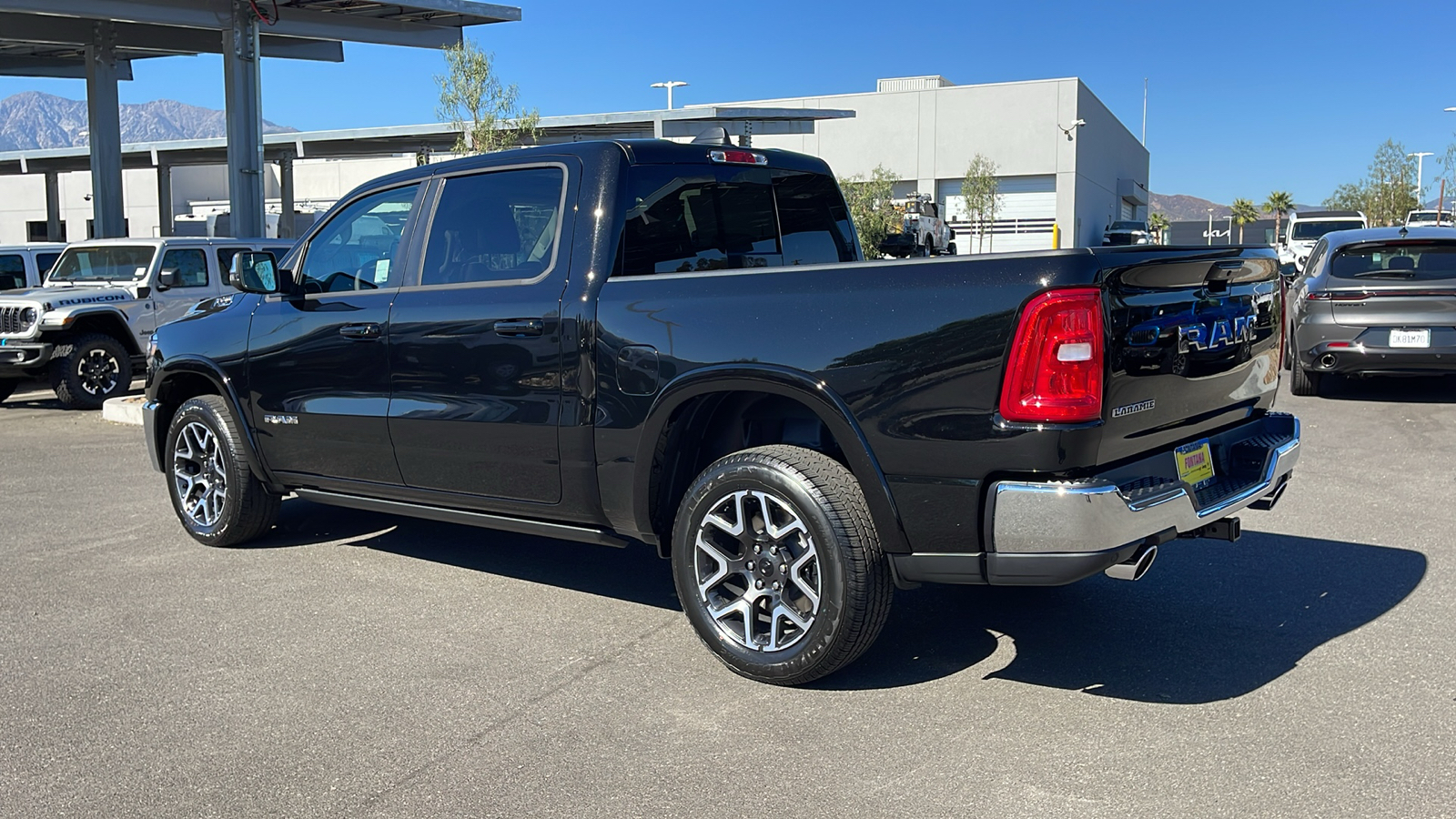 2025 Ram 1500 Laramie 3