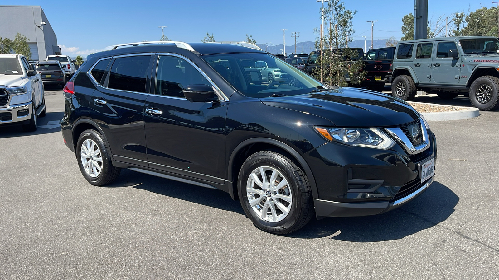 2017 Nissan Rogue SV 7