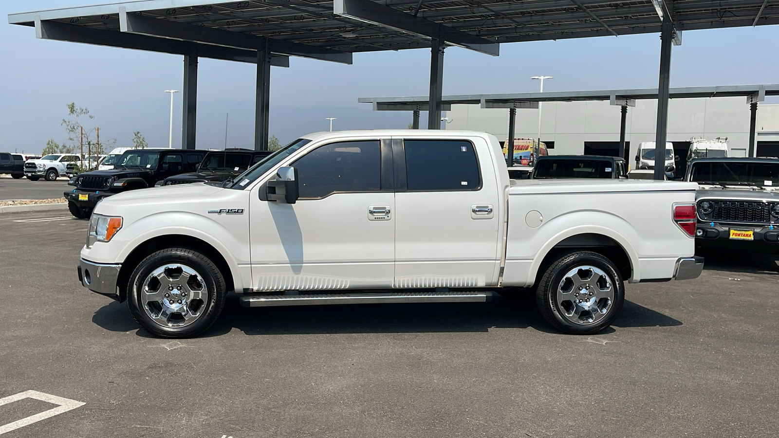 2010 Ford F-150 Lariat 2