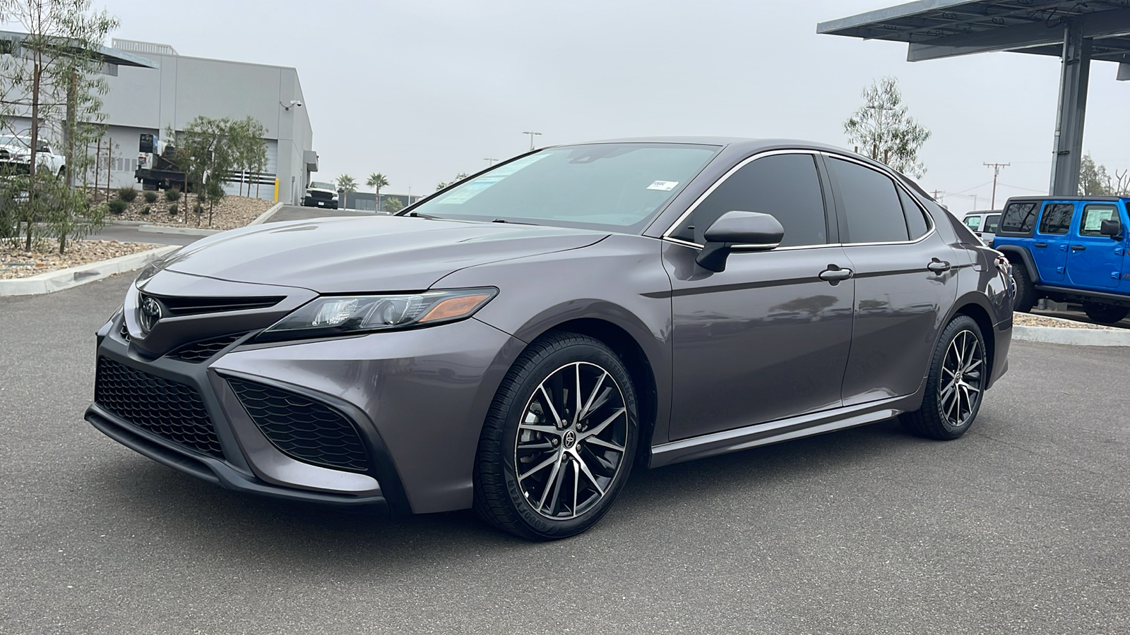 2022 Toyota Camry SE 1