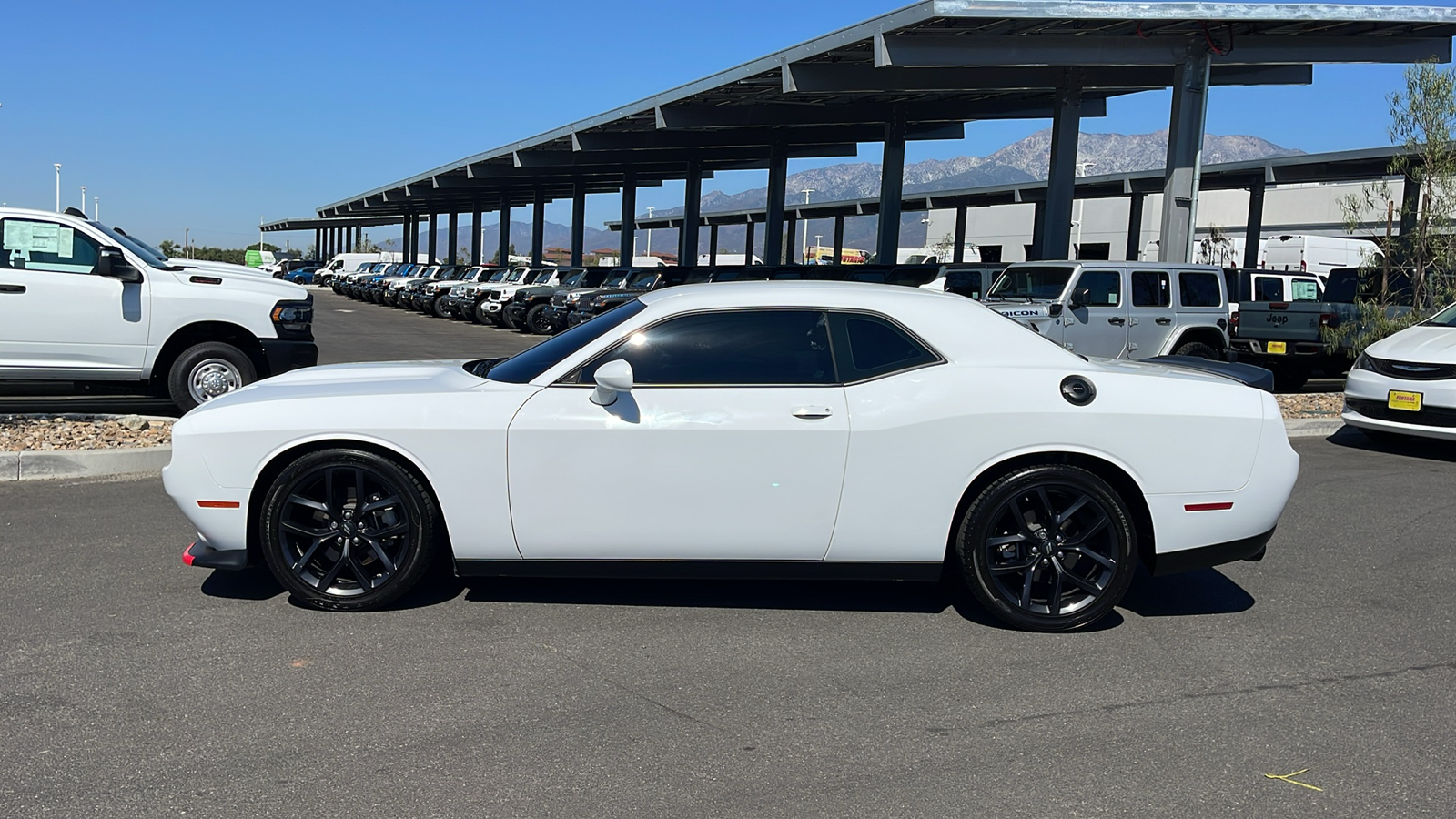 2022 Dodge Challenger GT 2