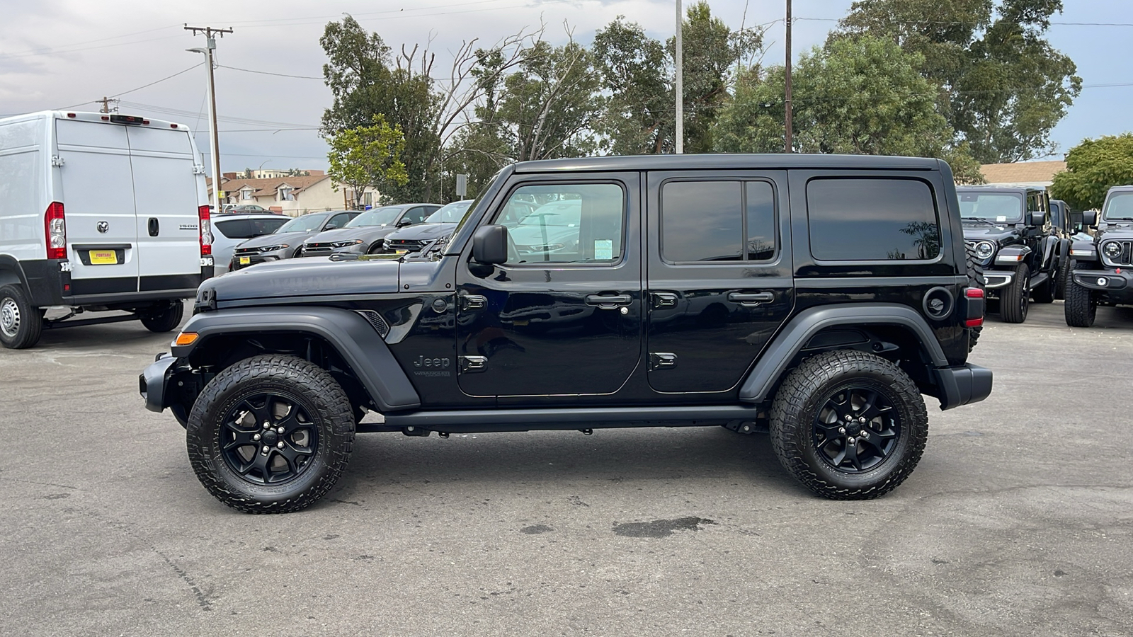 2021 Jeep Wrangler Unlimited Willys 2