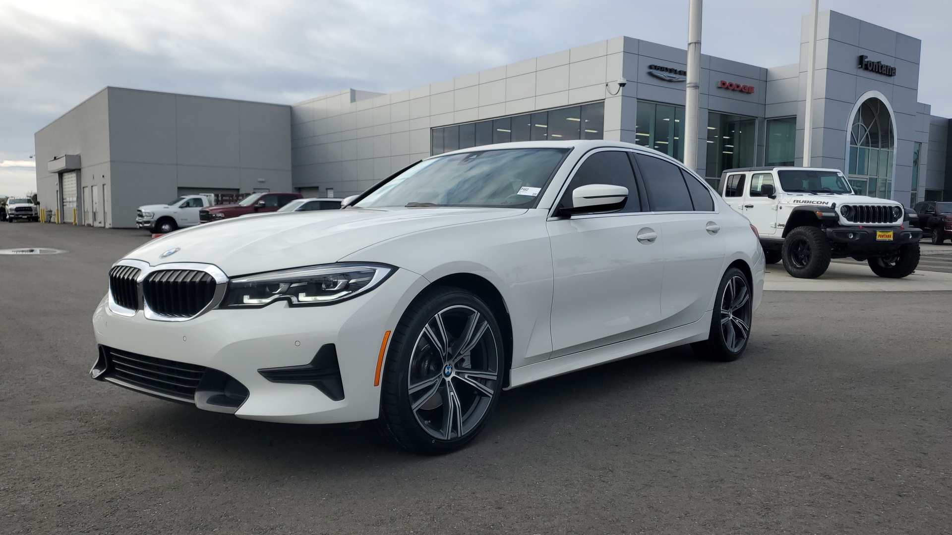 2022 BMW 3 Series 330i 1