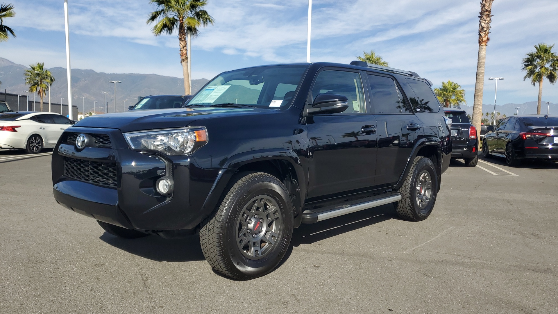 2019 Toyota 4Runner SR5 1