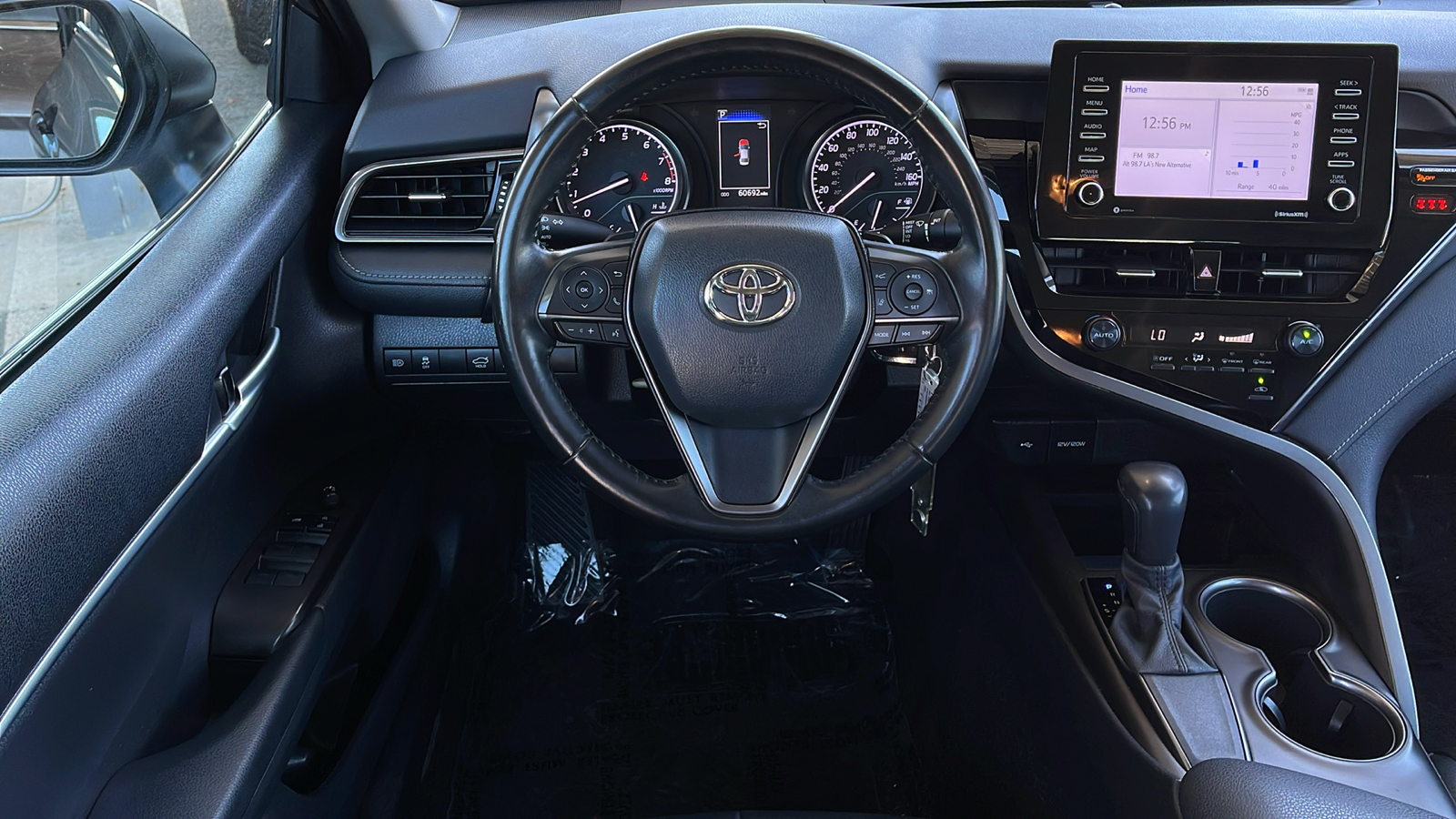 2021 Toyota Camry SE 11