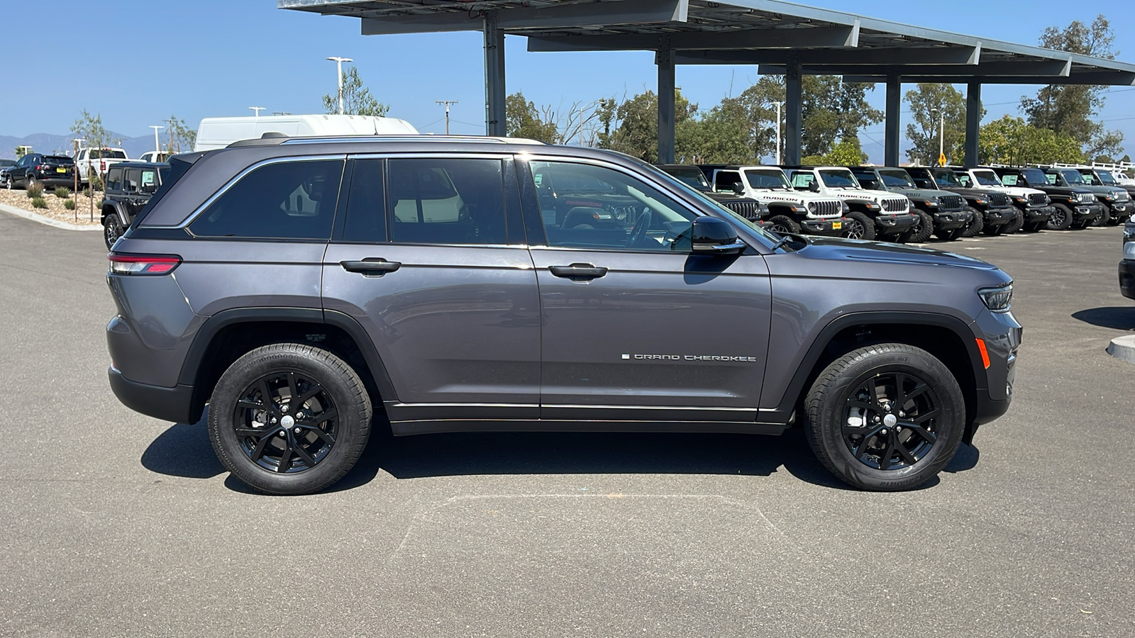 2022 Jeep Grand Cherokee Limited 6