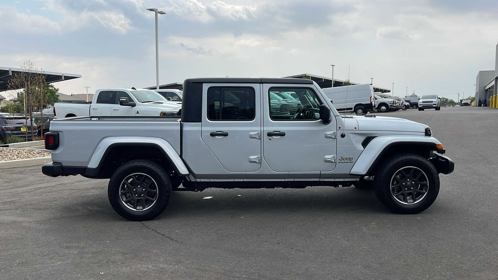 2023 Jeep Gladiator Overland 6