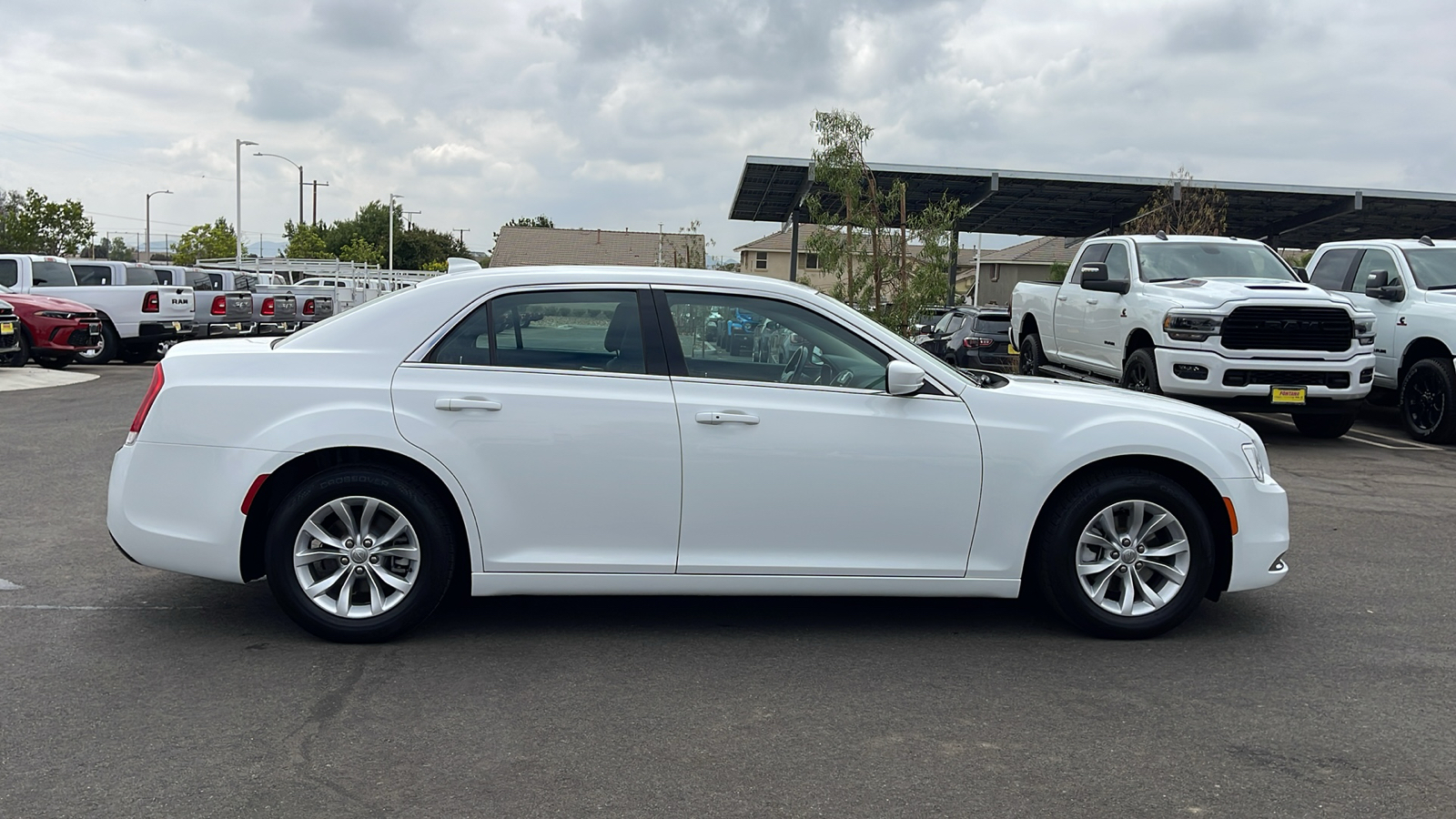 2021 Chrysler 300 Touring 6