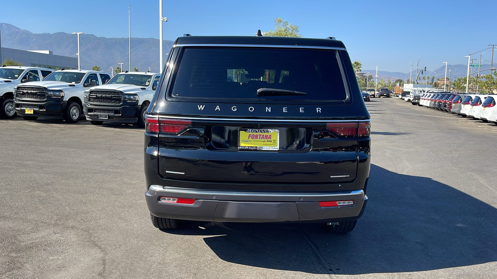 2022 Jeep Wagoneer Series II 4