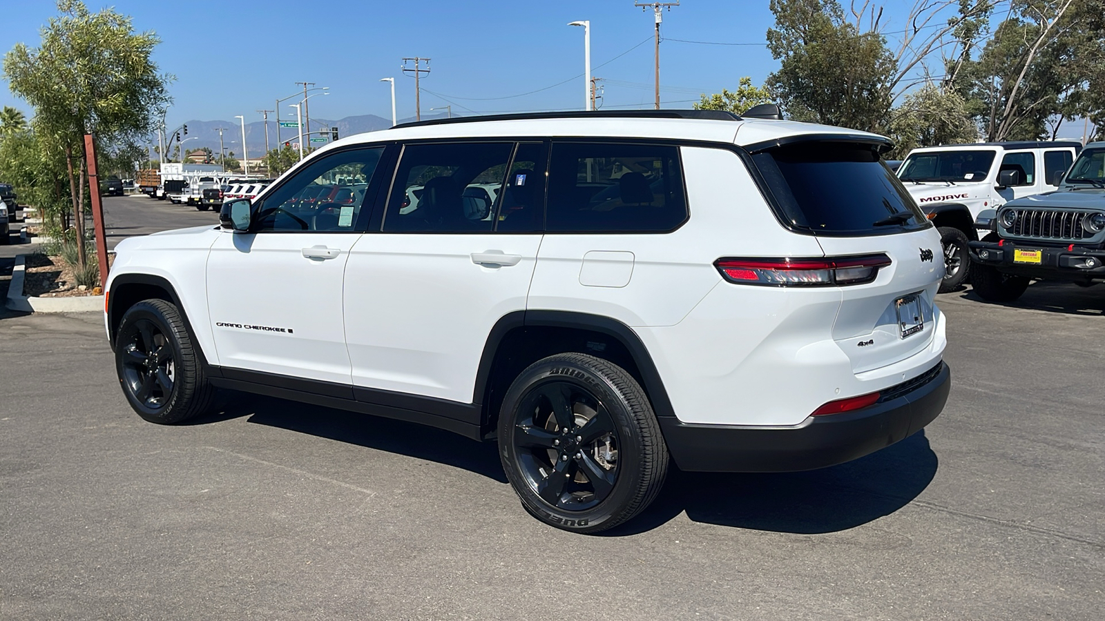 2023 Jeep Grand Cherokee L Altitude 3