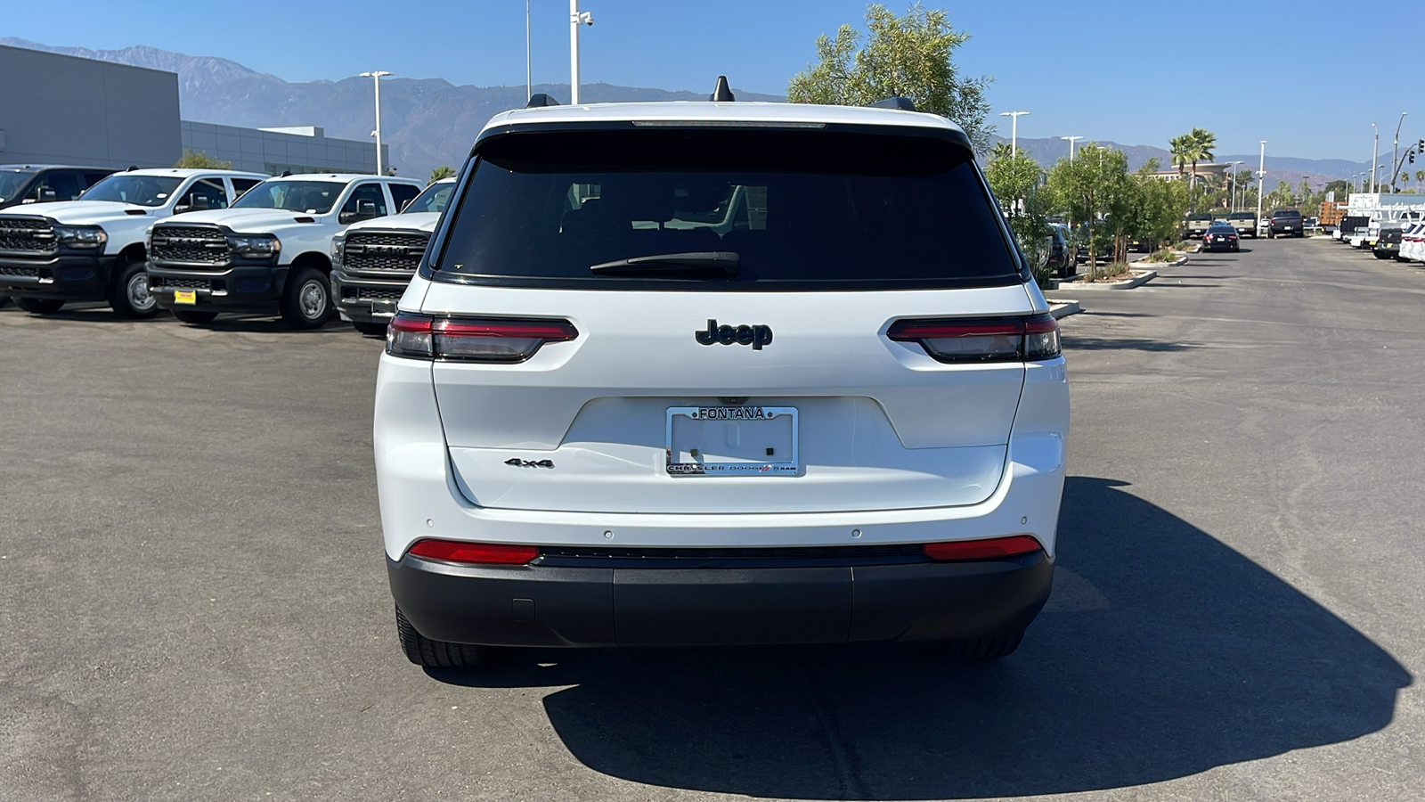 2023 Jeep Grand Cherokee L Altitude 4