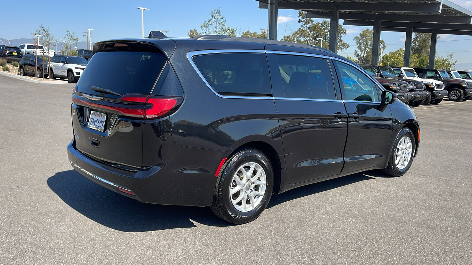 2022 Chrysler Pacifica Touring L 5