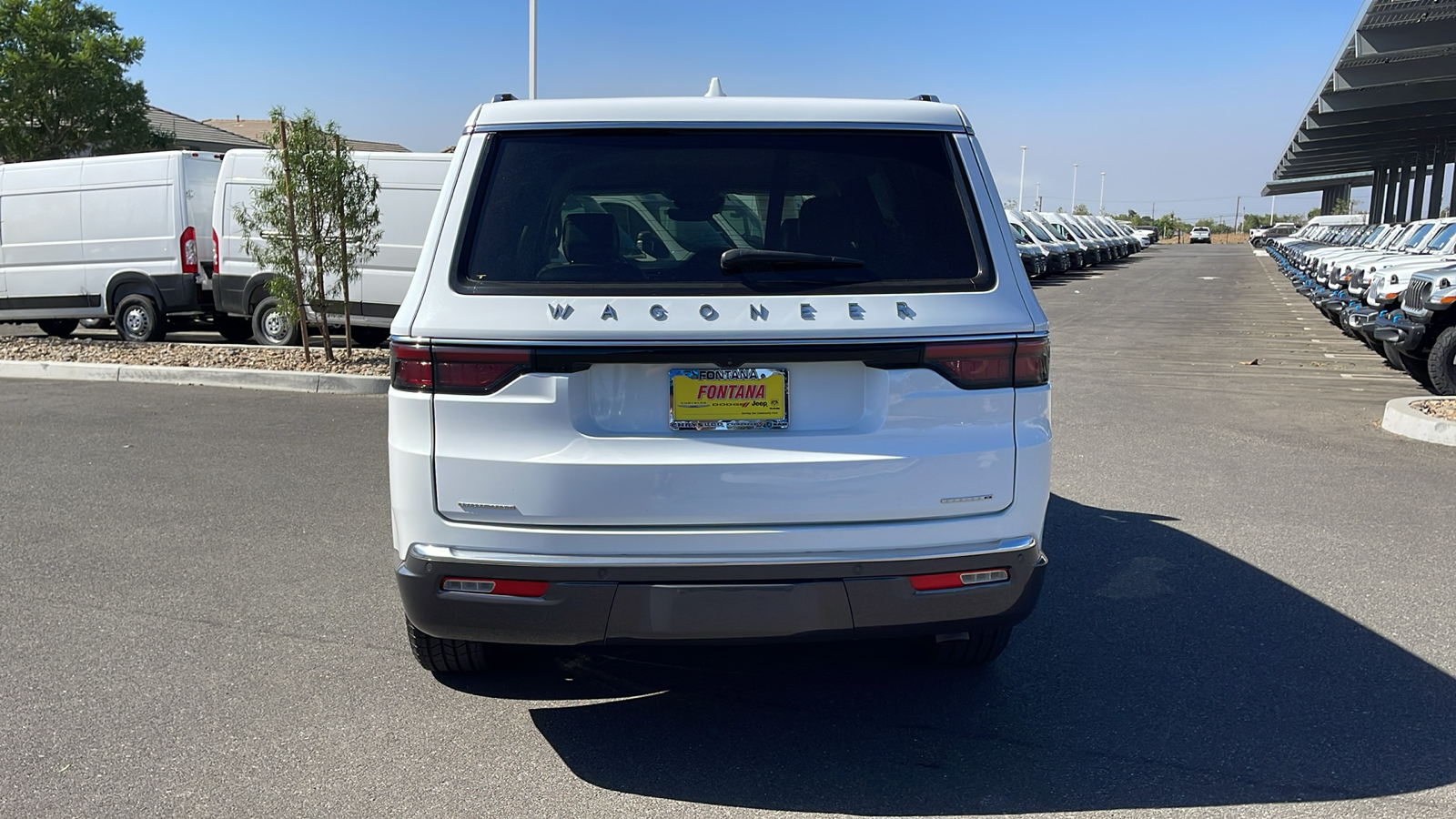 2022 Jeep Wagoneer Series II 4