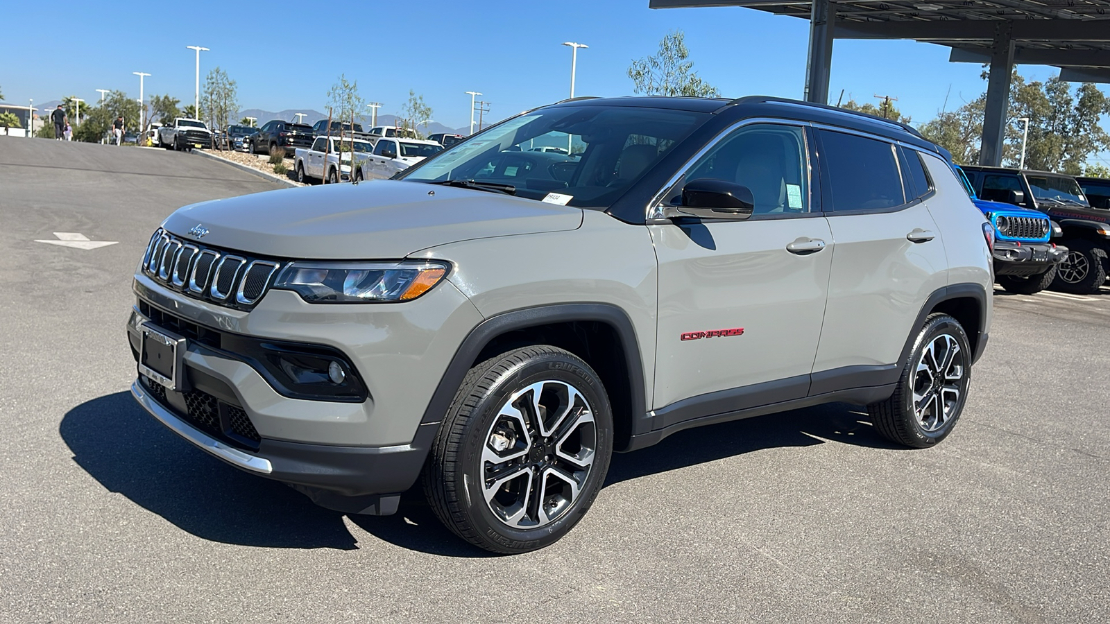 2022 Jeep Compass Limited 1