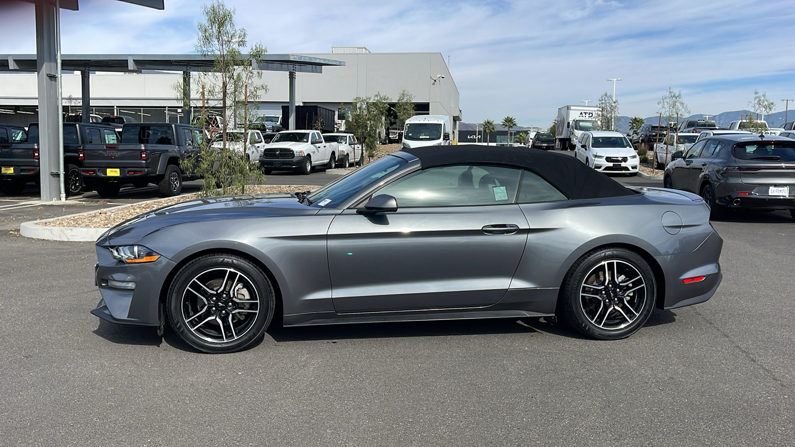 2022 Ford Mustang EcoBoost 2